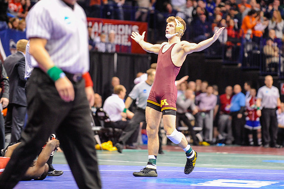 UMN-NCAA032114a-6674