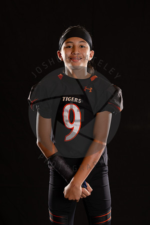2025_NHS_Football-fr0017
